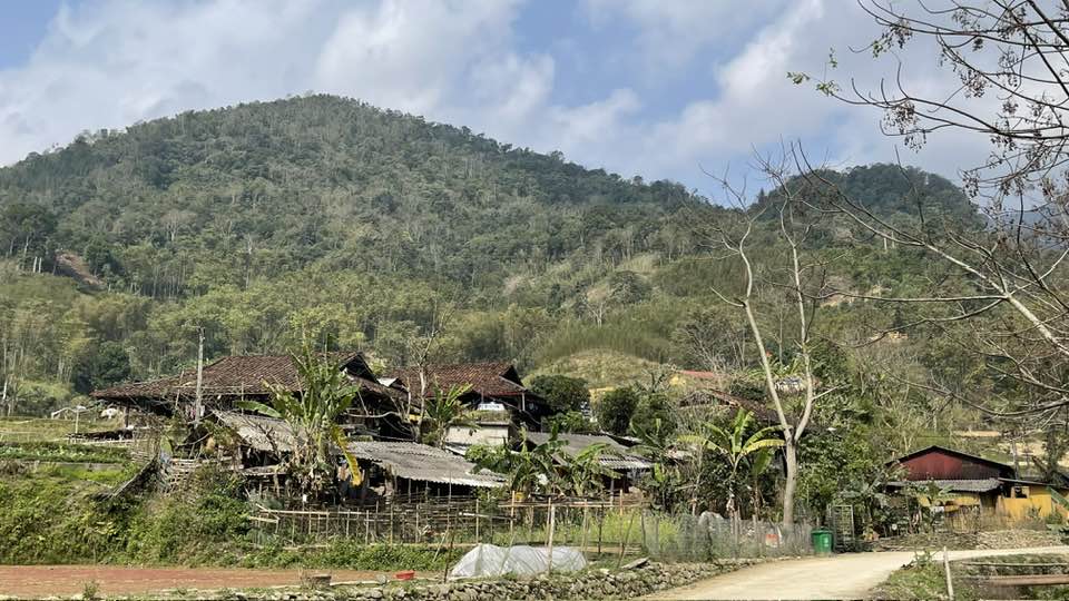 Cycling Through Vietnam’s Ho Chi Minh Trail: A Journey of Adventure, History, and Stunning Landscapes